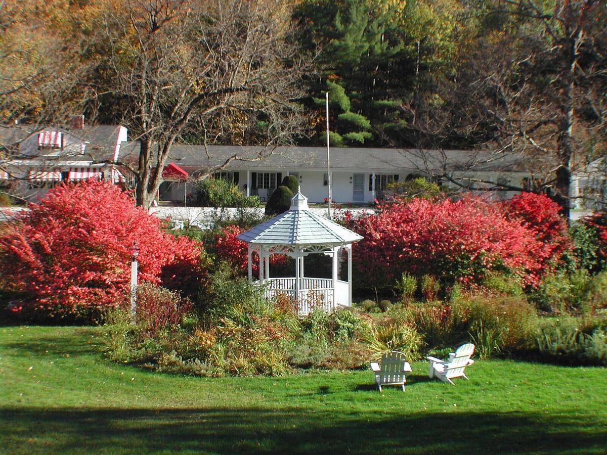 Inn The 1896 House Country - Brookside & Pondside